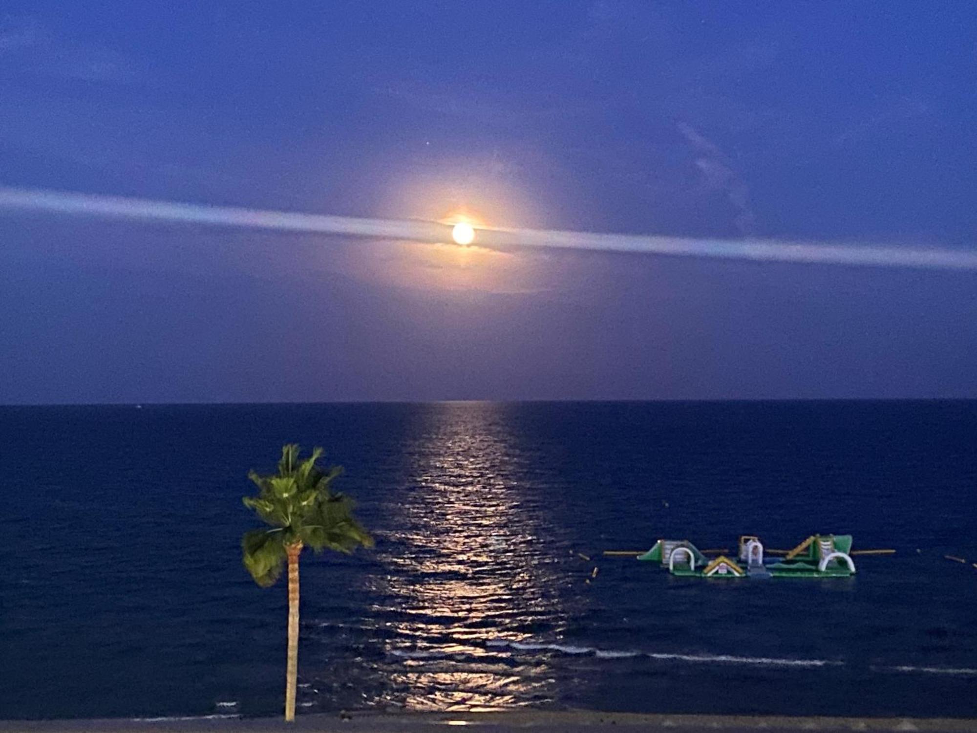 Apartamento Panoramico Beach 丰希罗拉 外观 照片